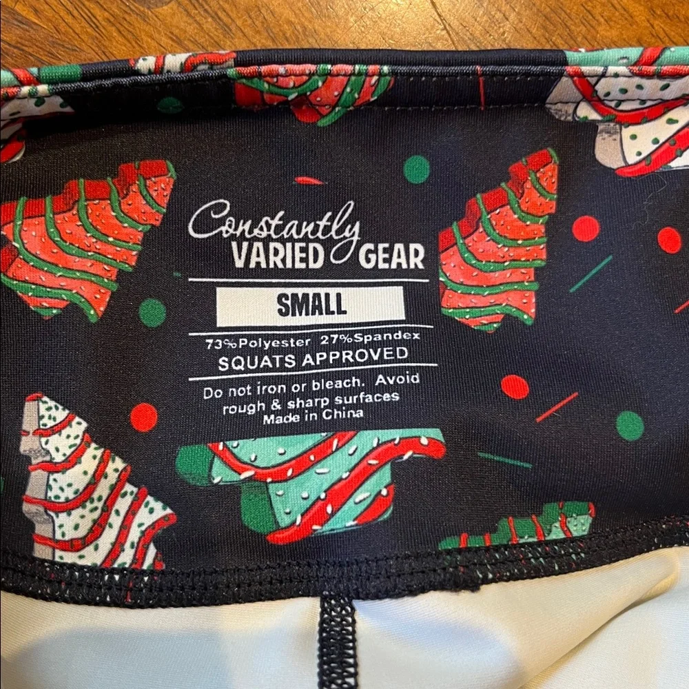 CVG Festive Leggings - Picture 5 of 6